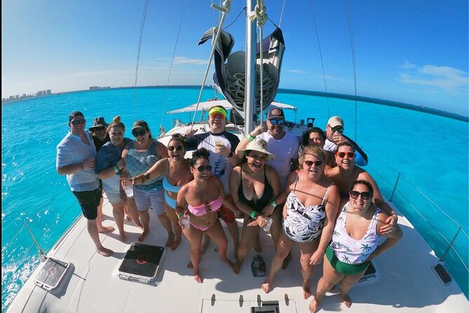 Isla Mujeres Premium Catamaran Tour with transportation from Playa del Carmen - Buffet lunch: useful, filling, and not especially local