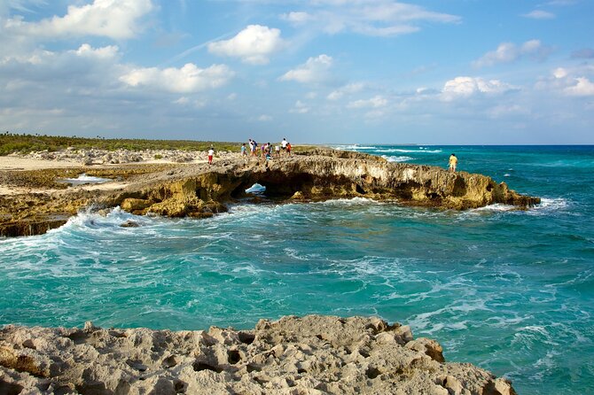 Jade Caverns Private Jeep Tour with Lunch and Snorkeling - Playa Chen Rio offers a natural pool