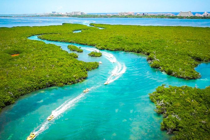 Jungle Tour with Snorkel in Cancun - Steering through Nichupte Lagoon