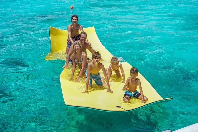 Lagoon 39ft Private Catamaran 5hr - El Cielo Full Experience - Meeting the boat at Marina FONATUR