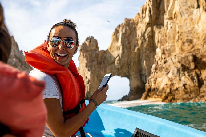Land's End Tour Basic - Beach Time and Shopping in Cabo San Lucas