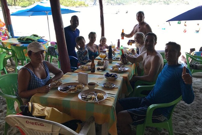 Las Gatas Kayaking and Snorkeling Tour - Starting with hotel pickup in Ixtapa or Zihuatanejo