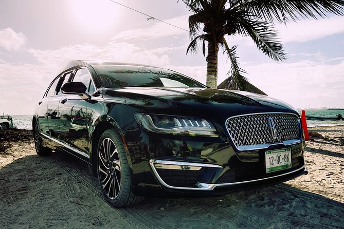 Lincoln Strecth Limousine with Wi Fi on board - Finding the Right Terminal Meeting Point