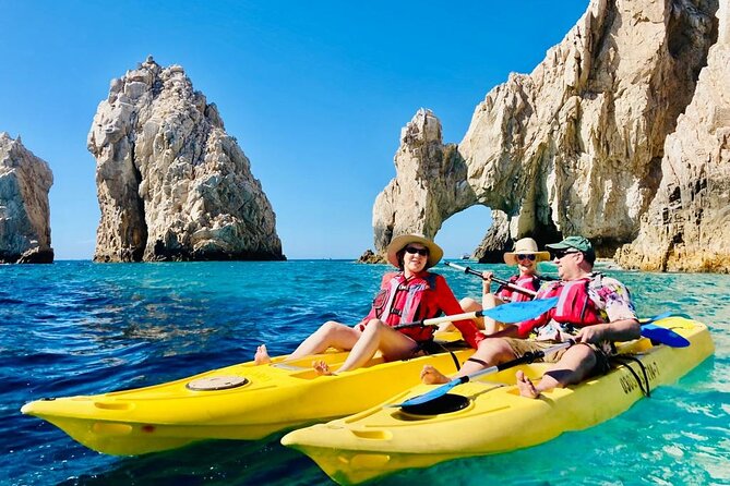 Los Cabos Arch and Playa del Amor Tour by Glass Bottom Kayak - Getting started at the beach
