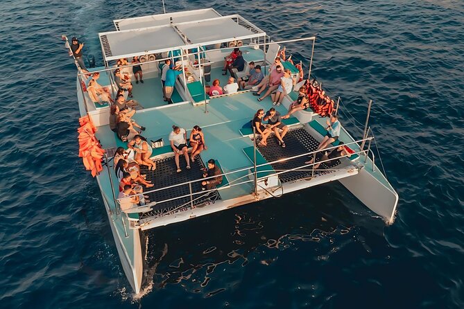 Los Cabos Catamaran Cruise with Open Bar & Light Snack - Key points to know before booking