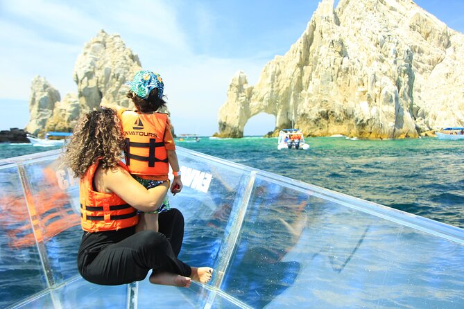 Los Cabos Deluxe City Tour: San Jose, San Lucas and The Arch - Tequila, mezcal, and a useful tasting lesson