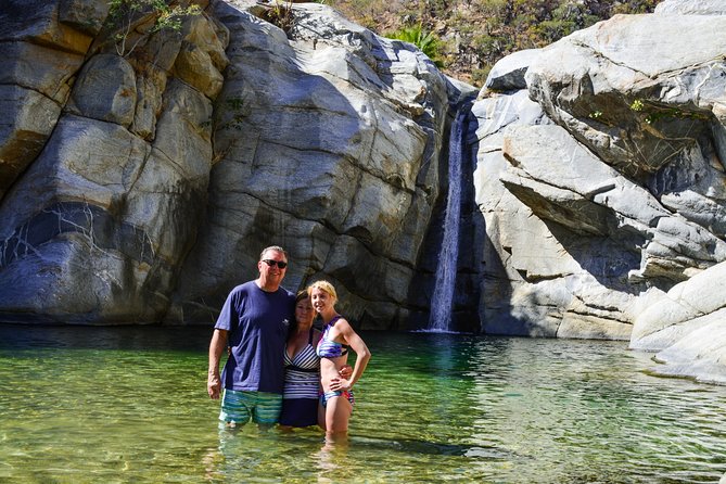 Los Cabos: Hiking at the Fox Canyon with Waterfall - Walking into the canyon at Sol de Mayo