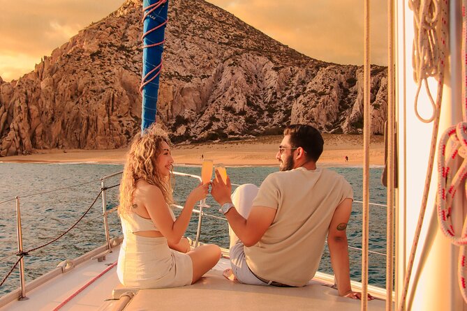 Los Cabos Luxury Sunset Sail with Light Appetizers and Open Bar - The quick take