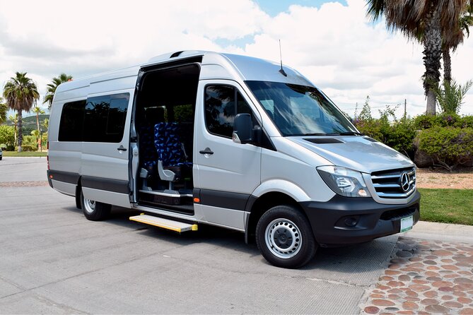 Los Cabos Shared Shuttle One-Way Hotels Only - Key points at a glance