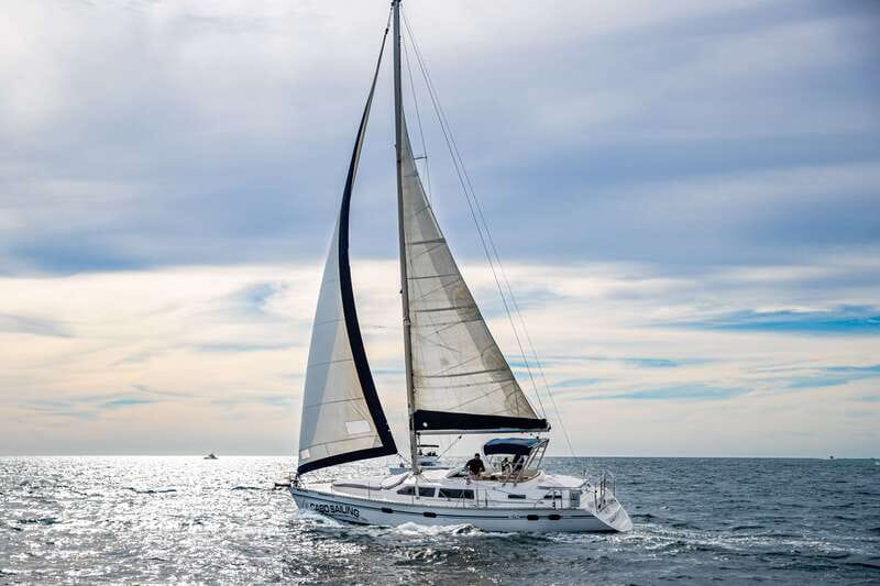 Los Cabos: Shared Sunset Sailing Cruise - First views: Lovers’ Beach and Land’s End
