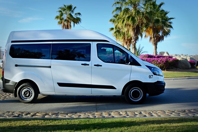 Los Cabos Shuttle Airport Roundtrip Transfers - Vehicle comfort and driver service