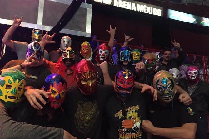 Lucha Libre Tour and Mezcal Tasting in Mexico City - Why this pairing works so well