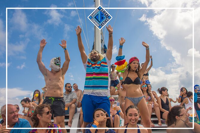 Luxury Catamaran tour to isla mujeres with transportation from Tulum - Isla Mujeres town and beach time