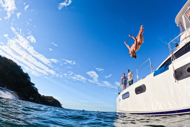 Luxury Yacht & Snorkel with All inclusive Open bar and lunch - Majahuitas Cove and its practical limits
