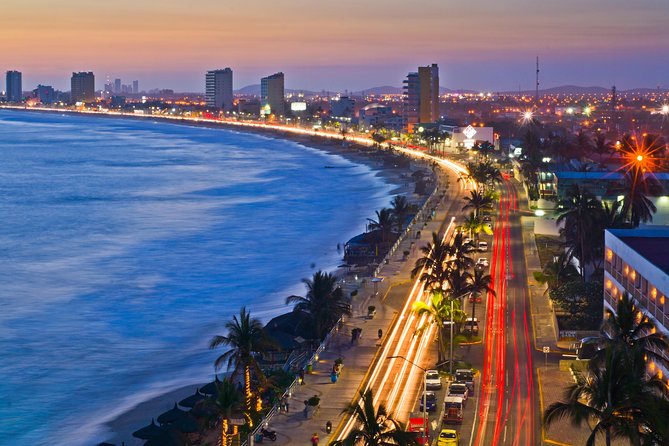 Mazatlan City Sightseeing Tour with Shopping Time and Lunch - Punta de Clavadistas and the 45-foot plunge