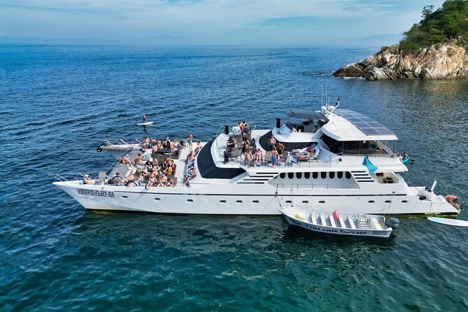 Mega Yacht Limousine of the Sea 1: Puerto Vallarta - A private day on Banderas Bay