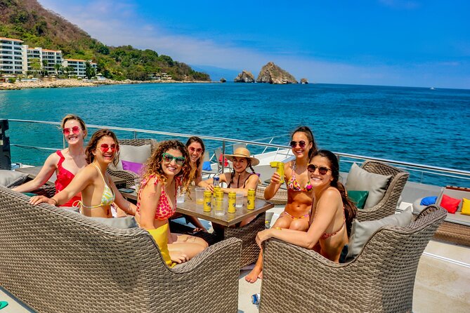 Mega Yacht Limousine of the Sea 1: Puerto Vallarta - Value for weddings and full groups