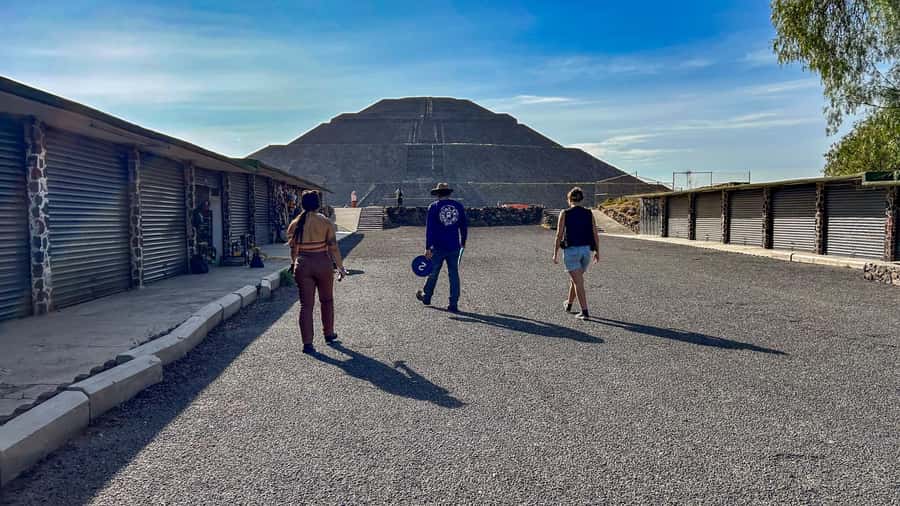 Mexico City: Afternoon Tour to Teotihuacan - Entering the City of the Gods
