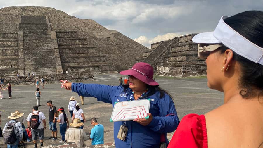 Mexico City: Afternoon Tour to Teotihuacan - The obsidian workshop and spirit tasting