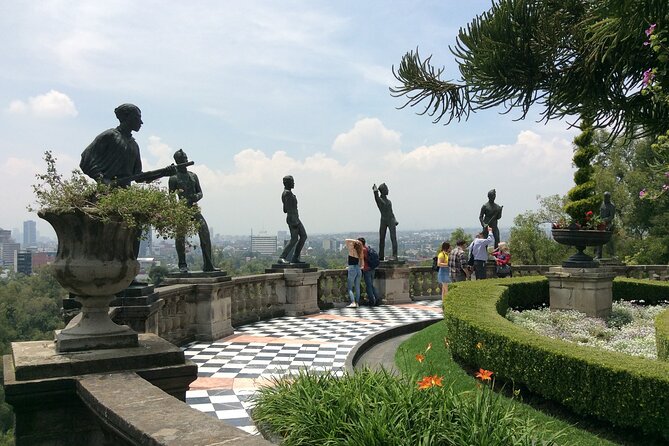 Mexico City Custom Private Tour with a Local, Highlights & Hidden Gems - Palacio de Bellas Artes and Mexico City’s art story