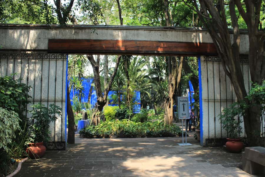 Mexico City: Frida Kahlo Museum Entry Ticket w/Digital Guide - Who should book this experience?