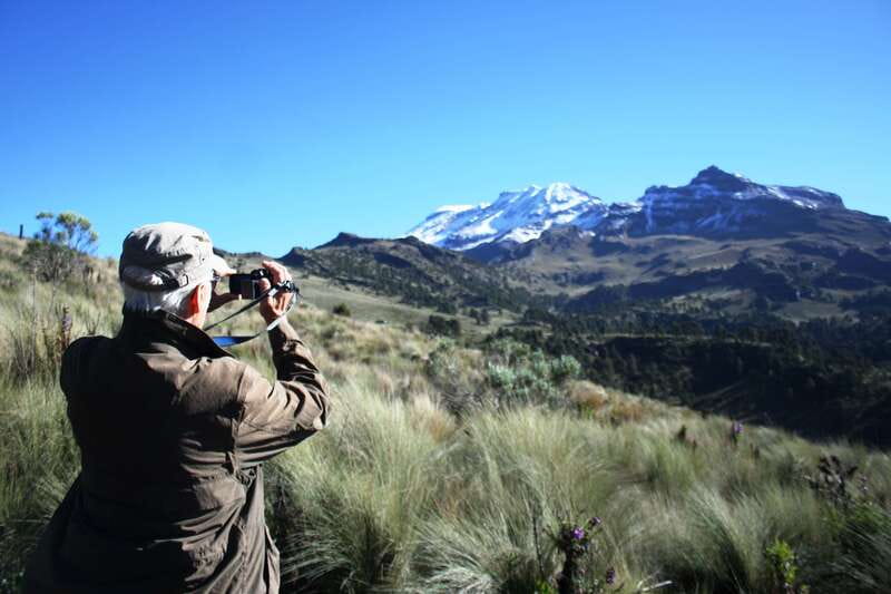 Mexico City: Guided Volcano Trek with Lunch - Leaving Mexico City for Paso de Cortes