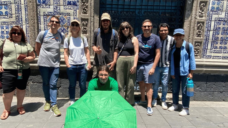 Mexico City: Guided walking tour through the most historic parts of the city. - Palacio de Correos and a lesson in Mexico City style