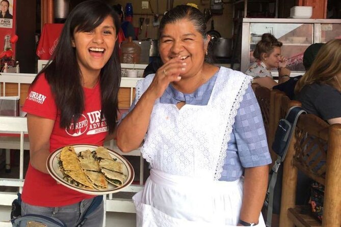Mexico City: Hidden Markets, Street Food & Salsa-Making Tour - Breakfast bites, atole, and the value of market food