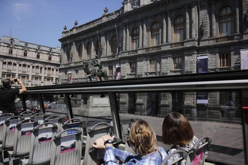Mexico City: Hop-On Hop-Off Bus City Tour - Yellow Circuit: museums, temples, and Guadalupe