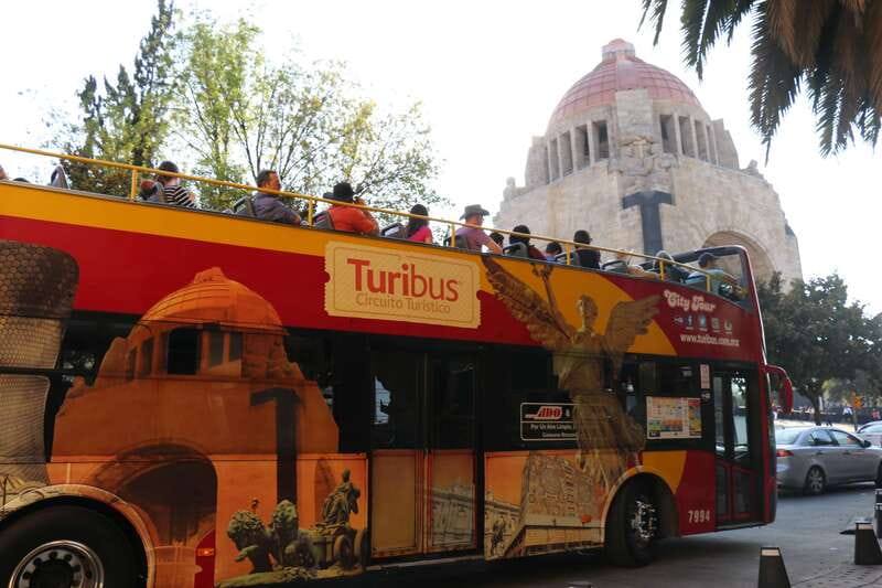 Mexico City: Hop-on Hop-off Bus Tour - The audio guide and the sound-system problem
