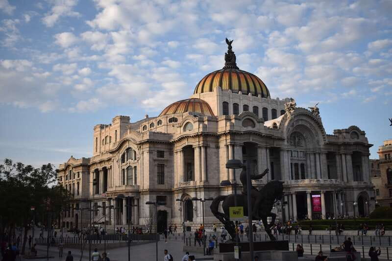 Mexico City: Mexican Folklore Ballet - The regional journey on stage