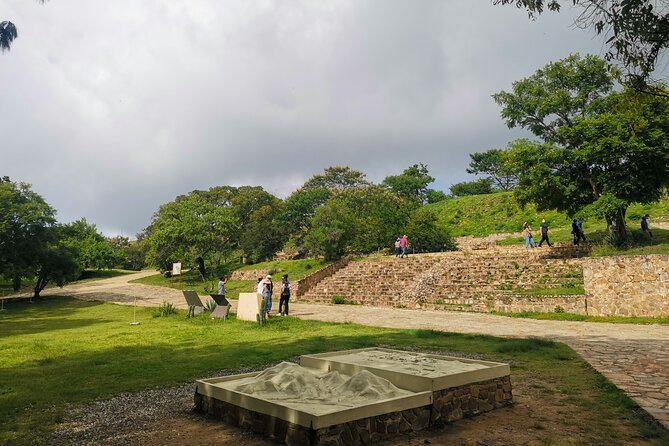 Monte Alban - Full Day Guided Tour with or without Food - Oaxaca - Why Monte Alban Works Best in the Morning