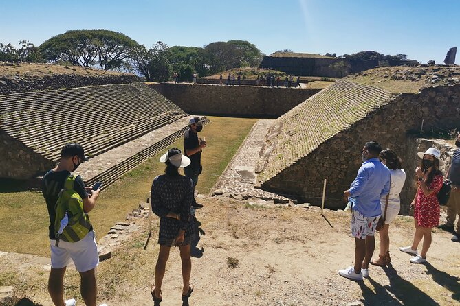 Monte Alban - Full Day Guided Tour with or without Food - Oaxaca - Waist-Loom Textiles in Santo Tomas Jalieza