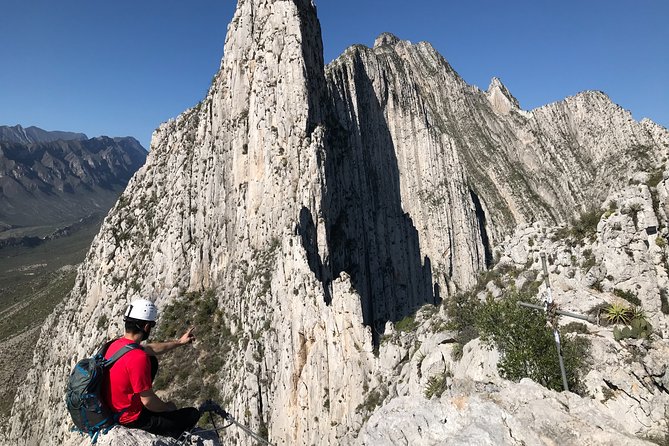 Nido de los Aguiluchos, Monterrey: Hiking + Rock Climbing + 3 Rappels - The Summit and Huasteca Views