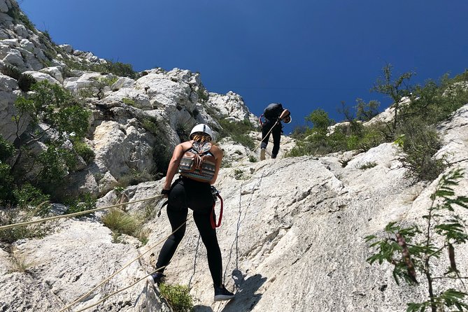 Nido de los Aguiluchos, Monterrey: Hiking + Rock Climbing + 3 Rappels - Fitness, Heights, and Age Limits
