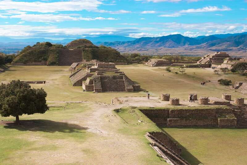 Oaxaca: Monte Alban Guided Archaeological Tour - Why Monte Albán deserves half a day
