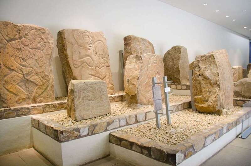 Oaxaca: Monte Alban Guided Archaeological Tour - The second hour: space to explore on your own