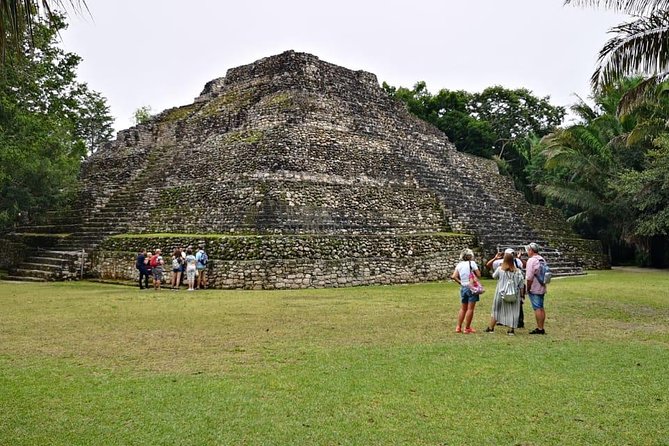 One Day Tour to Chacchoben Mayan City and Bacalar Lagoon with a Certified Guide - The long ride between Costa Maya and the attractions