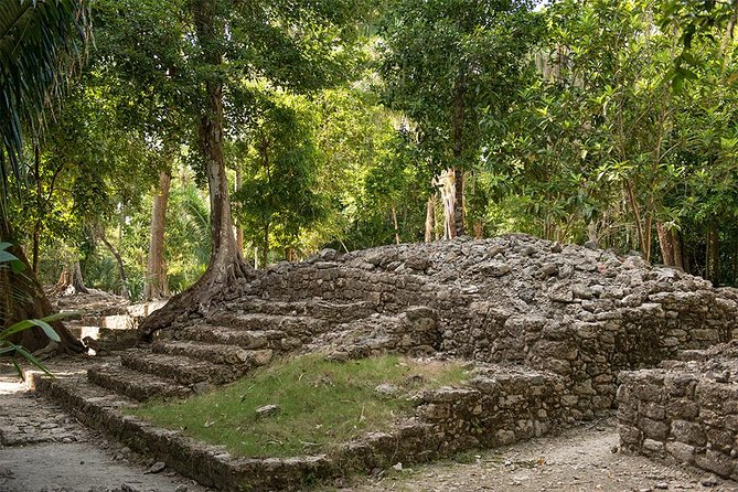 One Day Tour to Chacchoben Mayan City and Bacalar Lagoon with a Certified Guide - Why the lunch helps justify the $119 price