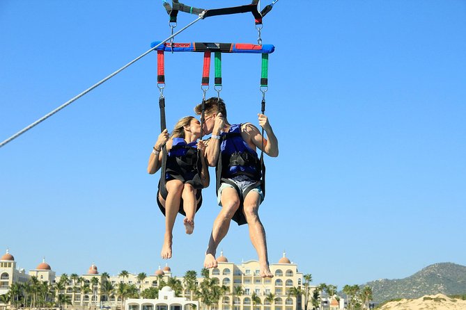 Outdoor Adventure: Parasailing in Los Cabos - Key points to know before you fly