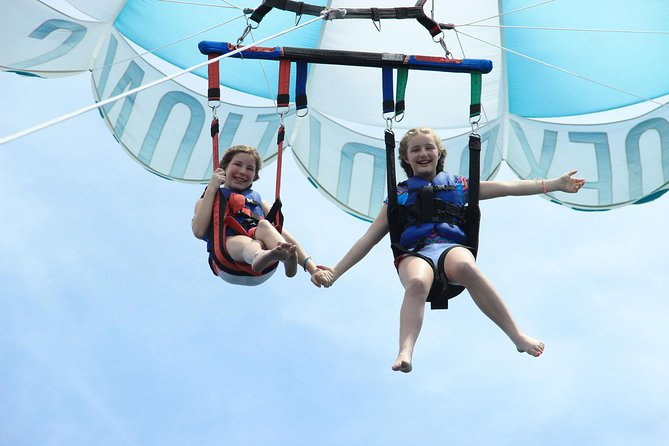 Outdoor Adventure: Parasailing in Los Cabos - Weather, cancellations, and communication