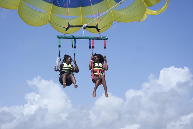 Parasailing Tour - Flying above Cancun’s turquoise water