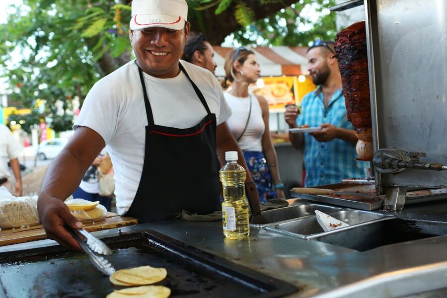 Playa del Carmen: 3-Hour Local Food Walking Tour - Finishing with a handmade popsicle