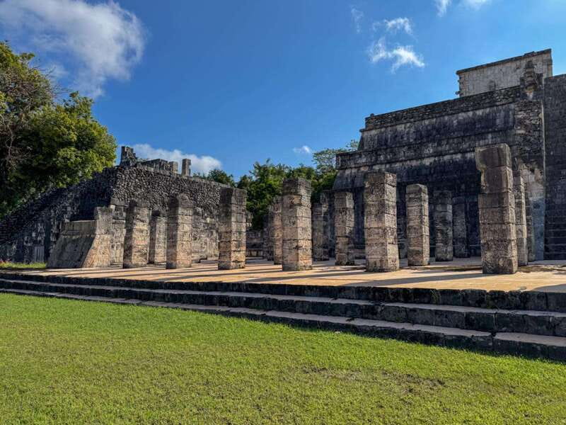 Playa del Carmen: Chichen Itza, Valladolid, Cenote & Buffet - Guides can make or break the archaeology