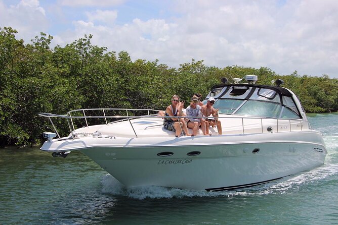 Private 50FT Yacht Rental in Cancún P8 - Weather, Timing, and Cancellation
