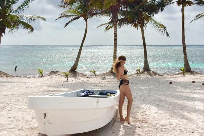 Private beach, all inclusive. - Kayaking and snorkeling near the reef