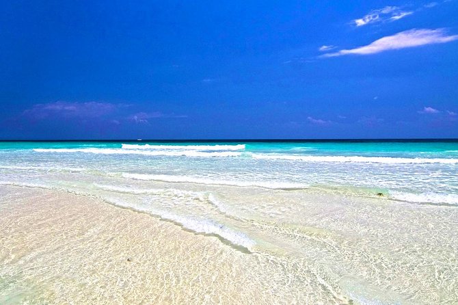 Private Dune Buggy & Snorkel Tour: All-Inclusive - Meeting your guide near the cruise piers