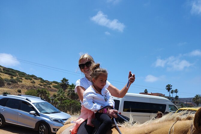 Private excursion to the bufadora and horseback riding on the beach - Meeting your guide outside El Caracol