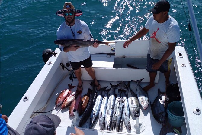 Private fishing charter Bertram 31ft 6 pax max if you don't fish you don't pay - Price, fees, and what the $399 really buys
