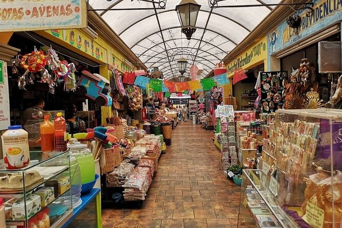 Private Full-Day Guided Tour of Tijuana - Crossing into Tijuana and meeting your guide